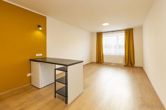 Pronájem nového bytu 1+kk v centru Pardubic - 7