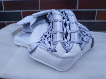 BAUER Shadow lapacka a vyrazecka - 7