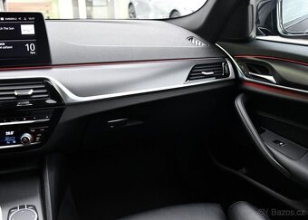 BMW Řada 5 530d xD M-SPORT LASER - 7