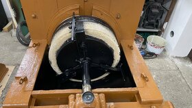 Kamenný šrotovník Wichterle Kovařík Prostějov - 7