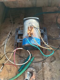 Elektrický motorový člun - 7