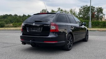 ŠKODA OCTAVIA 2.0TDI RS 125kW DSG COLUMBUS - 7
