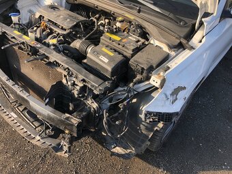 Hyundai I30 combi 1.4i POJÍZDNÉ 78000KM - 7