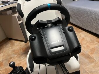 Volant Logitech G29, křeslo Playseat Evolution - 7