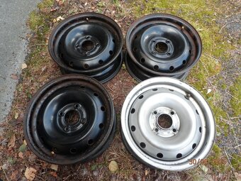 4xPlechové disky na CITROEN SAXO,PEUGEOT 14tky ET 24 - 7