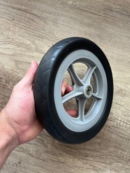 LITTLE DUTCH skútr Pink - 7