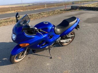Suzuki GSX 600f - 7