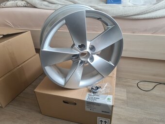 NOVÉ Alu RATIKON 7,0J x 17" ET 45 Karoq Octavia ad - 7