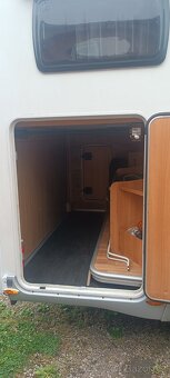 Predám autokaravan Ford chauson diesel 2.2 - 7