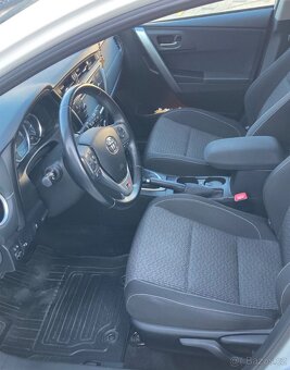 Toyota Auris 1.6 benzín 97 kW - 7
