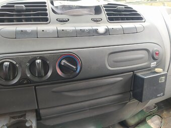 P: Avia D90 Cummins - 7