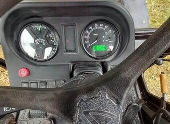 Traktor BELARUS 1025.2 - 7