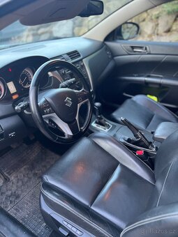 SUZUKI KIZASHI 2.4 4WD - 7