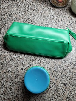 Nový dárkový set kosmetické taštičky a kelímku zn. Chilly - 7