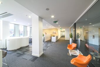 Coworkingový prostor v Regus River Garden - 7
