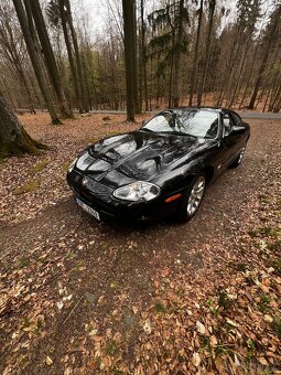 Jaguar XKR 4.0 V8 Supercharged - 7