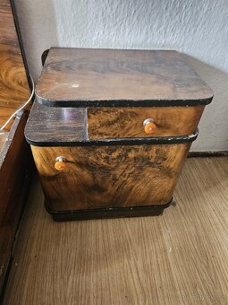Daruji za odvoz skříně,stůl, sporák, postel,komodu - 7