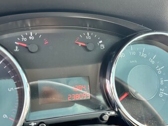 Peugeot 5008 2.0HDi DVD GARANCE KM - 7