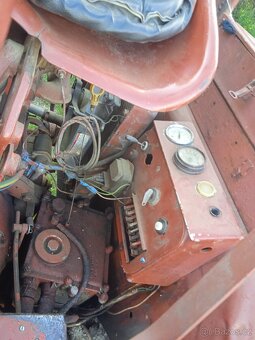 Traktor RS 09, motor Zetor - 7