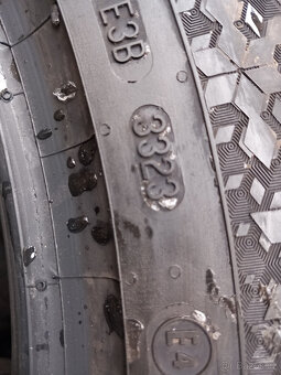 235/55R19 ZÁNOVNÍ SADA ZIMNÍCH GUM - 7