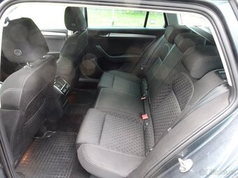 Škoda Superb 2.0 TDi Combi Sport Line - 7