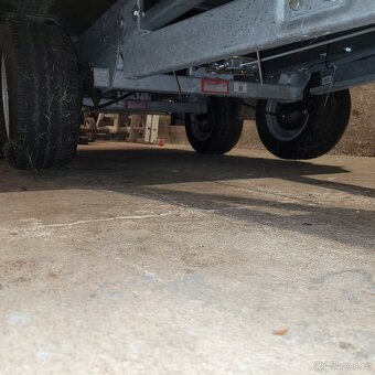 Brzděný přívěs EDUARD  4 - 7