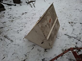 malotraktor pracovní výklopná bedna - 7