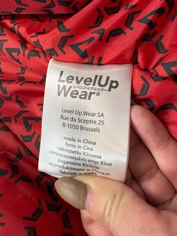 Černý bomber Apex Legends - LevelUp Wear | vel. S - 7