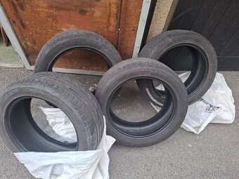 Letní pneumatiky dunlop 235/50R/8 - 7