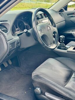 Lexus IS 220D - 7