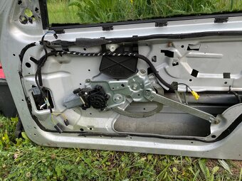 Pravé dveře BMW E36 Compact - 7