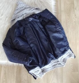 Bunda
Vel - M/L
- 7