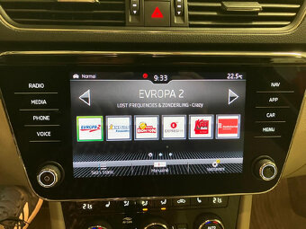 Š.Superb 2.0TDi 140kw 4x4 style plus automat 1.majitel facel - 7