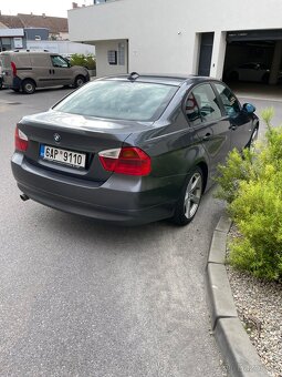 BMW E90 320d - 7