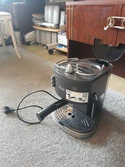 KÁVOVAR  ZN.  DELONGI  220  V.  (  1100  WATT  ) - 7