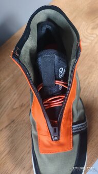 pánské boty adidas x UNDEFEATED GSG9 OliCarLGreyOran vel.45 - 7