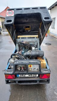 Kompresor pojízdný naftový - C 30, CompAir - 7
