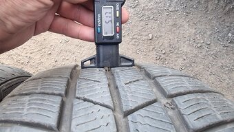 Zimní pneu 215/55/16 Barum - 7