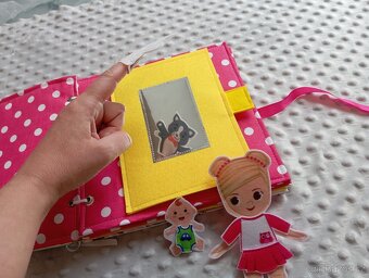 quiet book s panenkou - 7