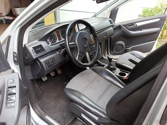 Mercedes -Benz B150 - 7
