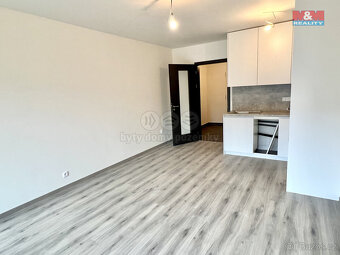 Pronájem byt 1+kk, 33,7 m², Praha 4 - Háje, ul. Sochorcova - 7