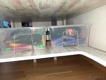 Dětský stolek ASKO + 2 židle Ikea - 7