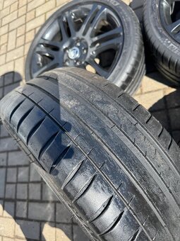 ORIGINÁL Alu Škoda THEMISTO R18, 5x112 - LETNÍ PNEU - 7