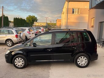 Volkswagen Touran 1.9 TDI 77kW = 7 miest, Bez korozie = - 7