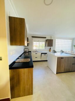 Krásná vila v Los Balcones - 7