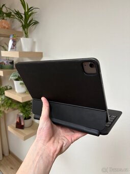 Apple iPad Air 2022 (10,9”), Wi-Fi 256 GB Space Grey - 7