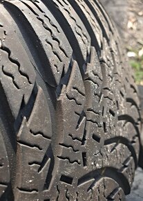 PNEU 185/60/15 88T M+S,ZIMNI,2KS,VZOREK 4,5MM - 7