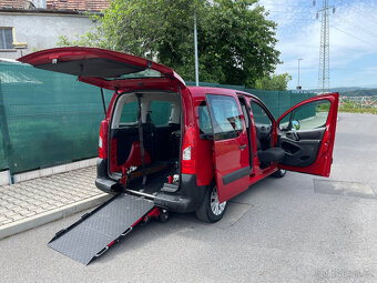 Citroën Berlingo upravený pro převoz vozíčkáře - 7