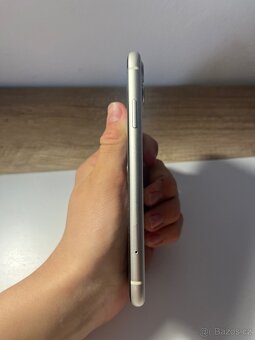 iPhone 11 - 7