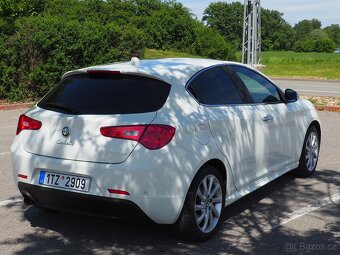 Alfa Romeo Giulietta Distinctive 1.4 125kw DOHODA - 7